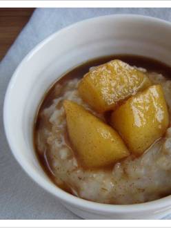 Apple Cinnamon Oatmeal