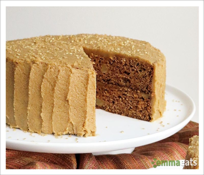 Apple Spice Layer Cake with Brown Sugar Cinnamon Frosting Apple Spice Layer Cake with Brown Sugar Cinnamon Frosting