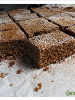 Ginger and Spice Cake | EmmaEats