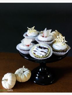 Spooky Halloween Cupcakes [Vegan] | EmmaEats