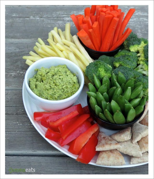 Easy Edamame Dip [Vegan] | EmmaEats