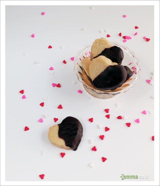 Chocolate-dipped Classic Shortbread Hearts | EmmaEats